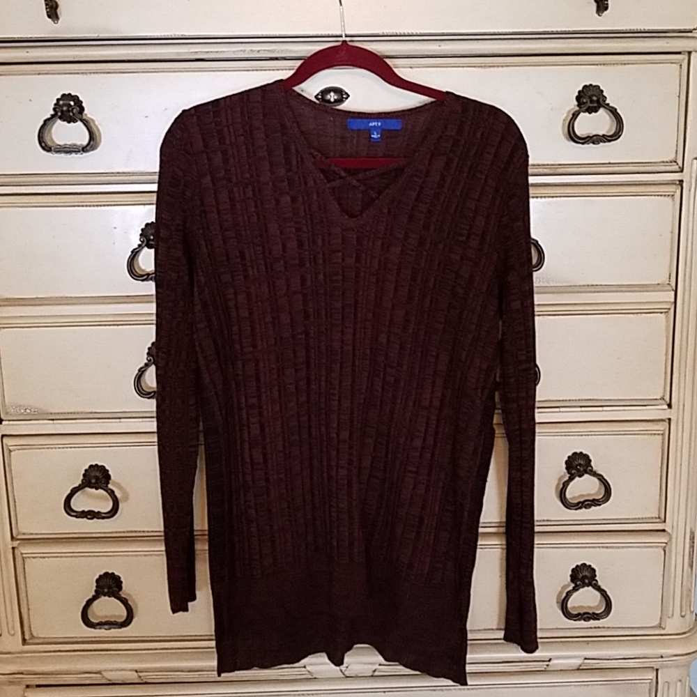 APT 9 maroon sweater